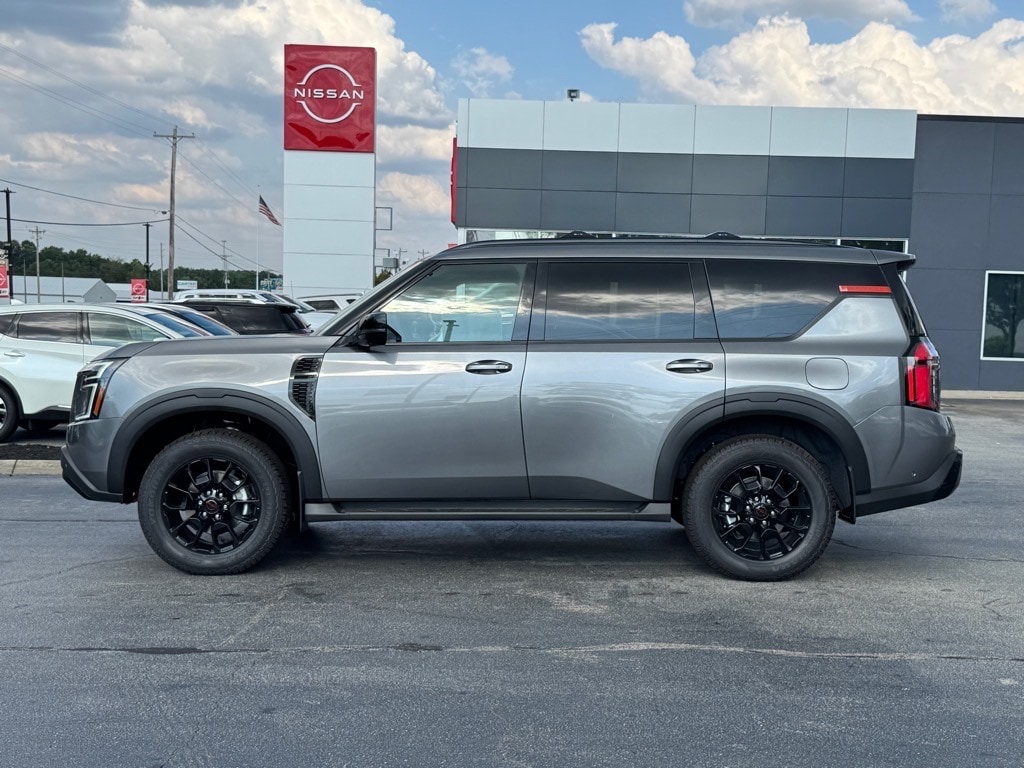 2025 Nissan Armada PRO-4X - Photo 6