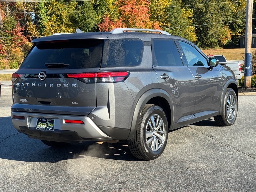 Certified 2025 Nissan Pathfinder SL SUV