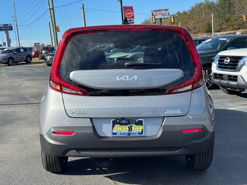 Certified 2022 Kia Soul LX Hatchback