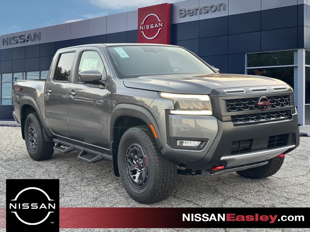 2026 Nissan Frontier PRO-4X's photo