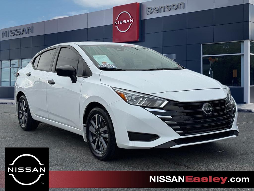 2024 Nissan Versa Sedan S's photo