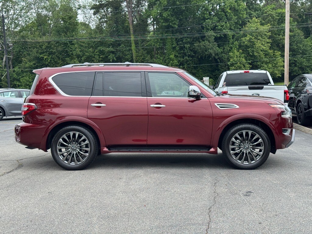 2024 Nissan Armada Platinum photo 2
