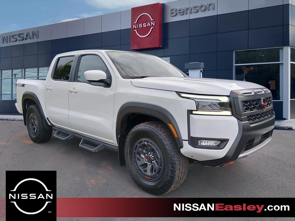 2025 Nissan Frontier PRO-4X Crew Cab 4X4's photo