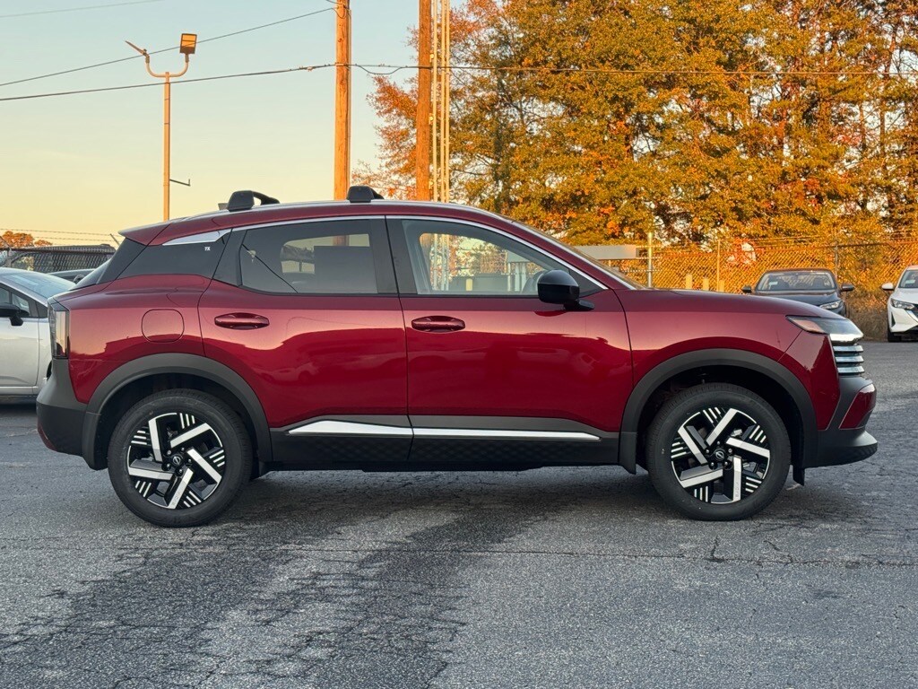 2026 Nissan Kicks SV photo 2