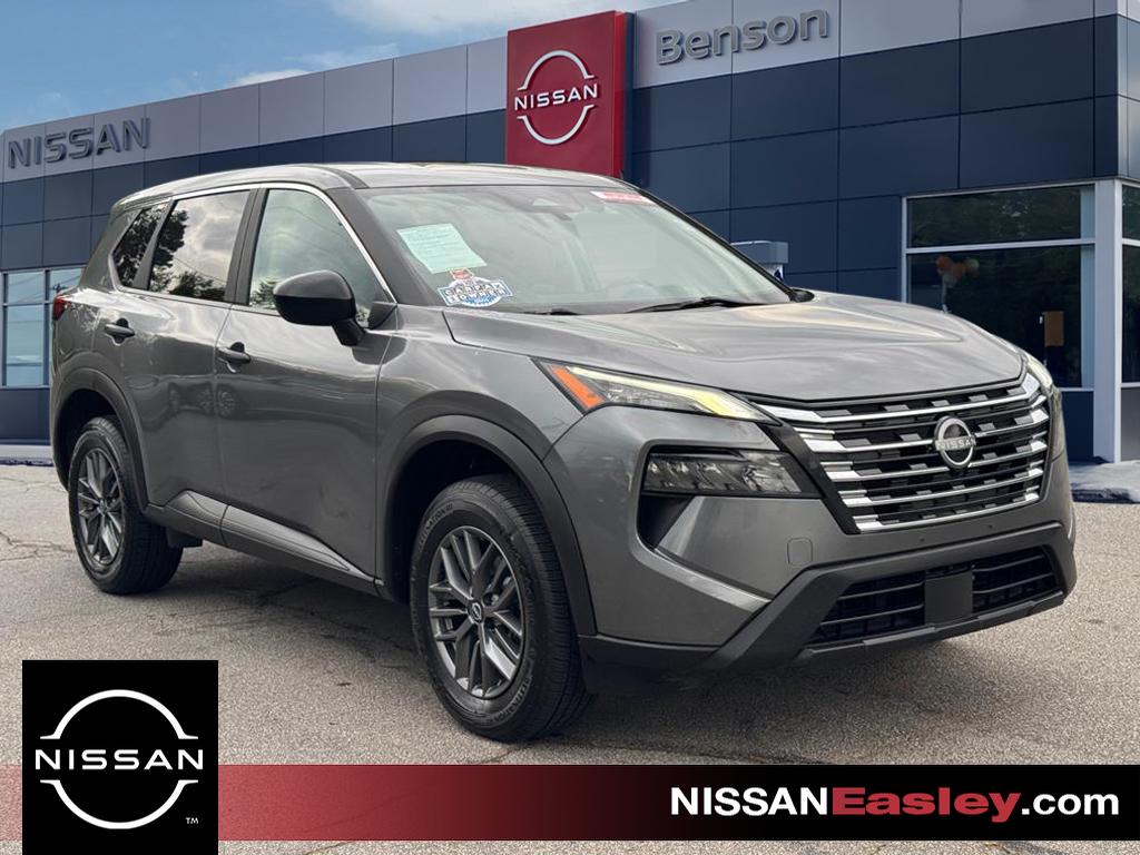 2024 Nissan Rogue S FWD's photo