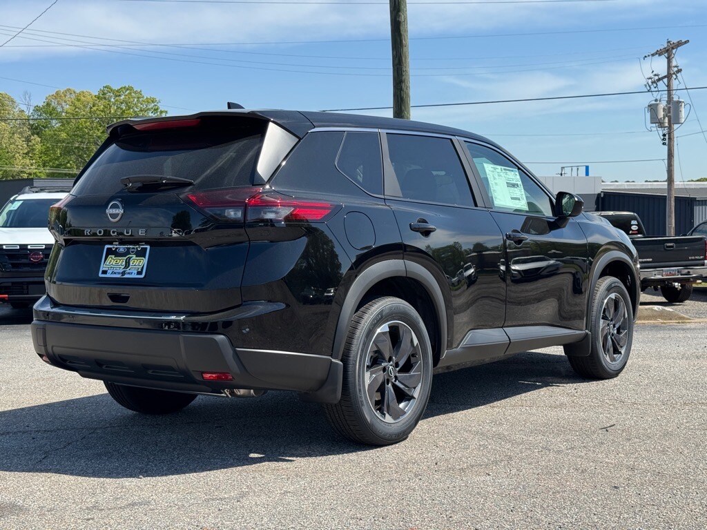 2025 Nissan Rogue SV photo 3