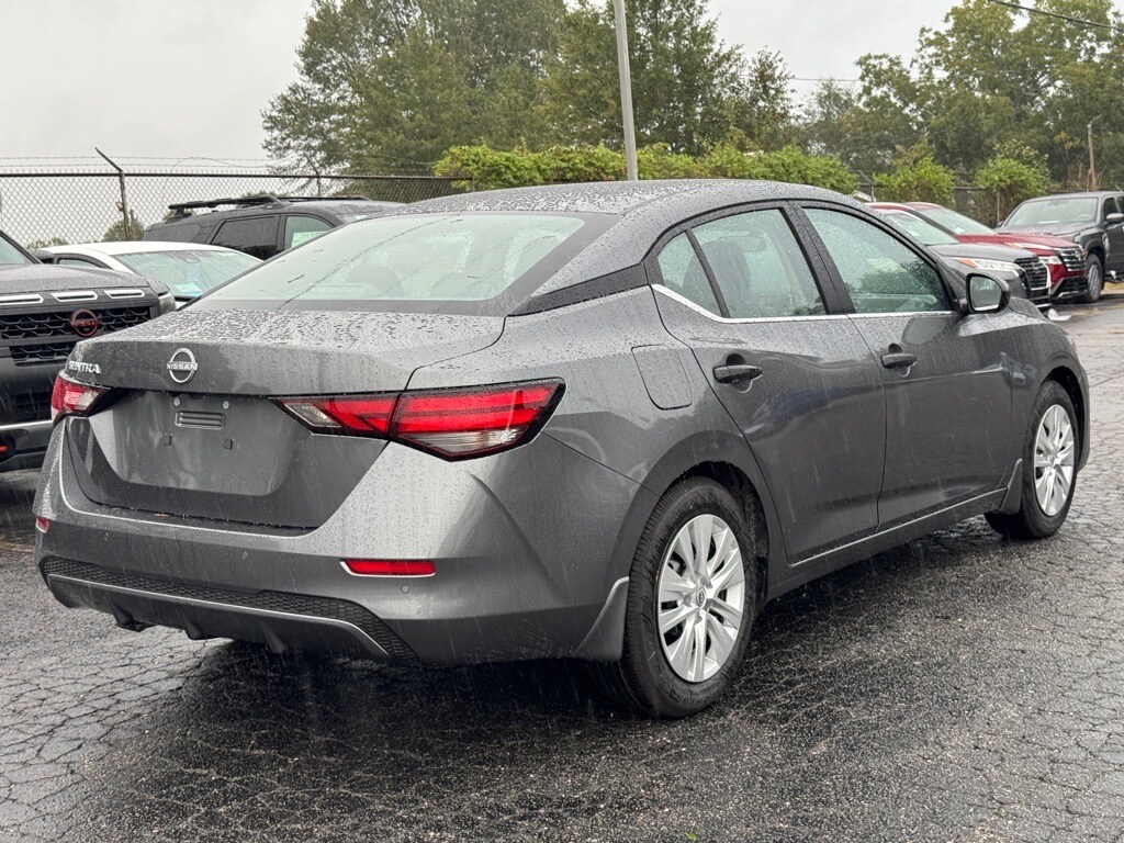 2025 Nissan Sentra S photo 2