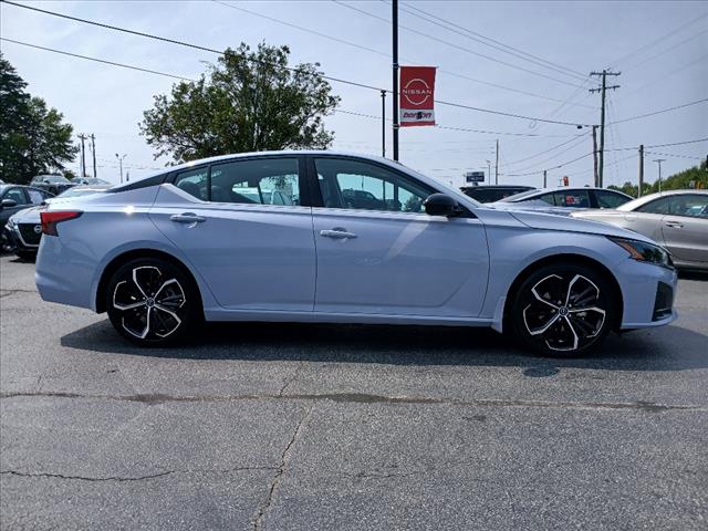 Used 2023 Nissan Altima SR with VIN 1N4BL4CV8PN410255 for sale in Easley, SC