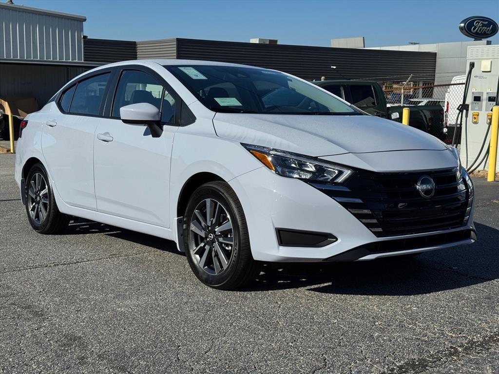 2025 Nissan Versa Sedan SV's photo