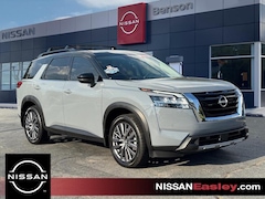 Used 2024 Nissan Pathfinder SL SUV in Easley SC