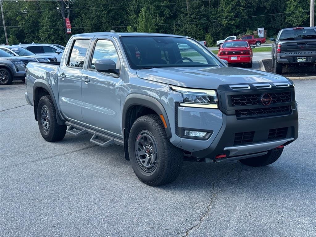 2025 Nissan Frontier