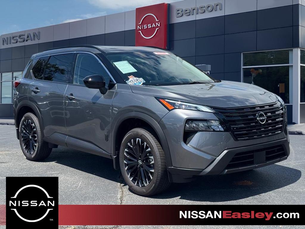 2026 Nissan Rogue Dark Armor's photo