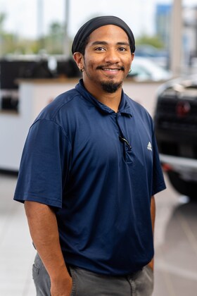 Staff member Chavius Brooks from ID_b68dbb720134