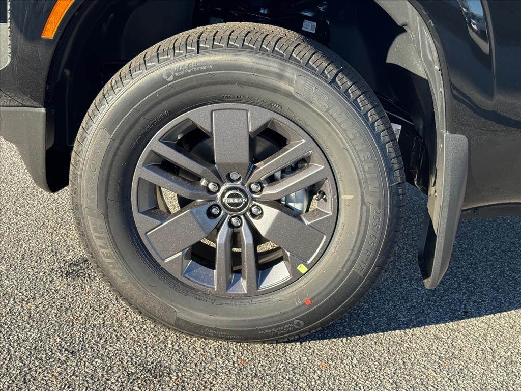 2026 Nissan Frontier SV - Photo 9