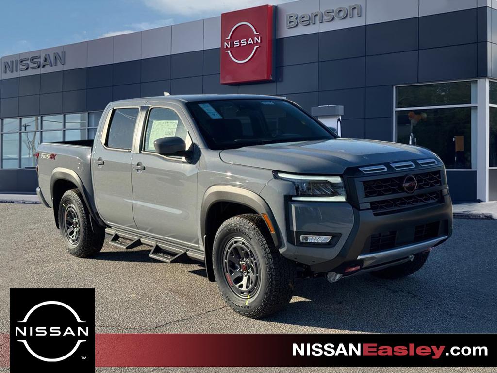 2026 Nissan Frontier PRO-4X's photo