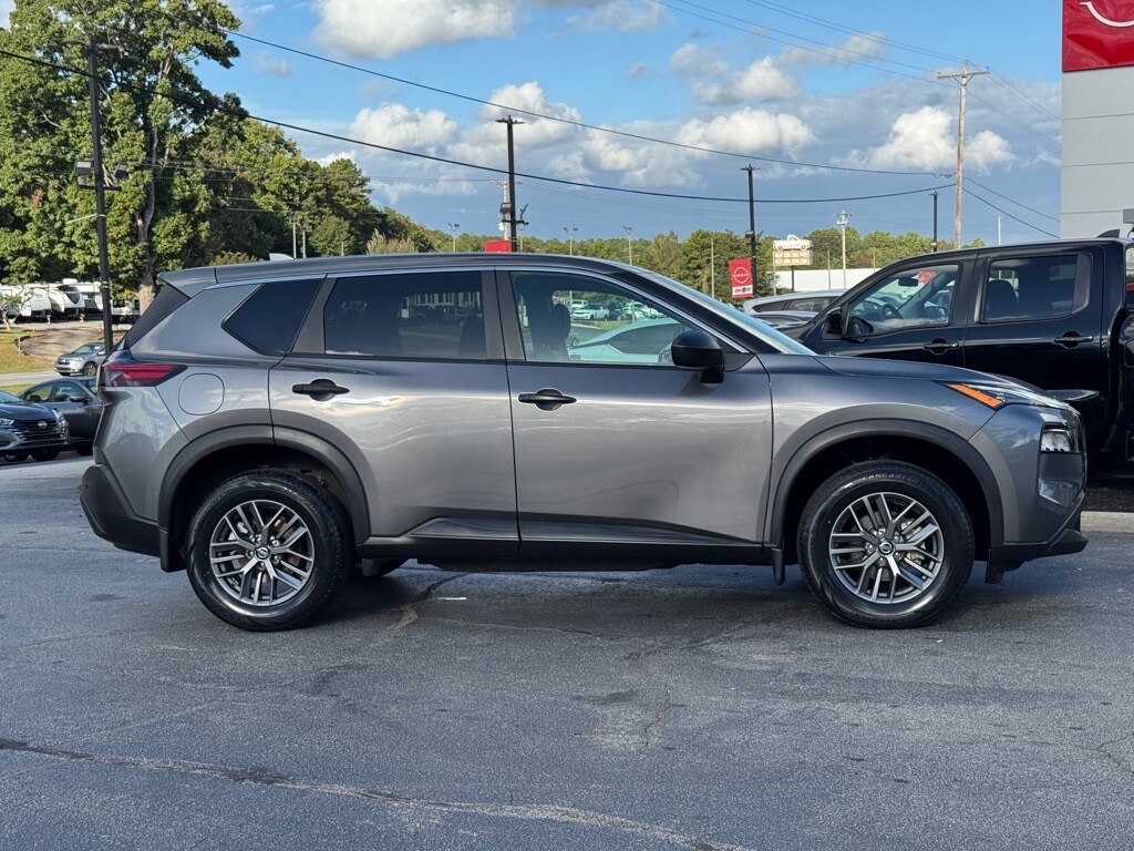 2021 Nissan Rogue S photo 2