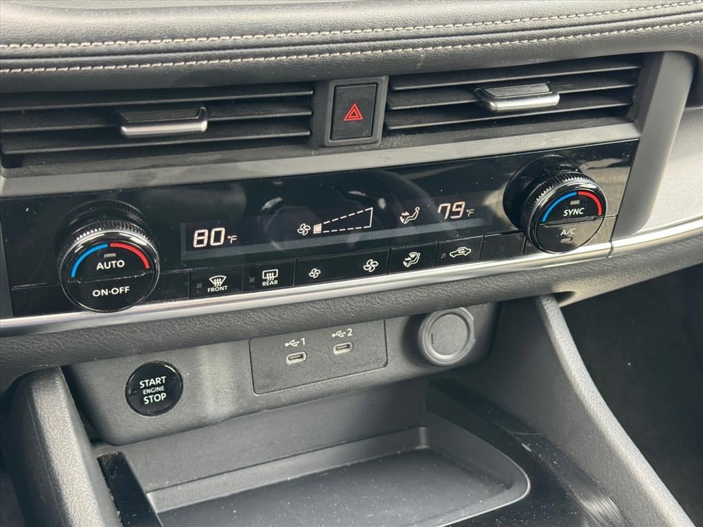 2025 Nissan Rogue SV - Photo 22