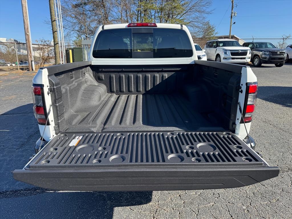 2026 Nissan Frontier S - Photo 9