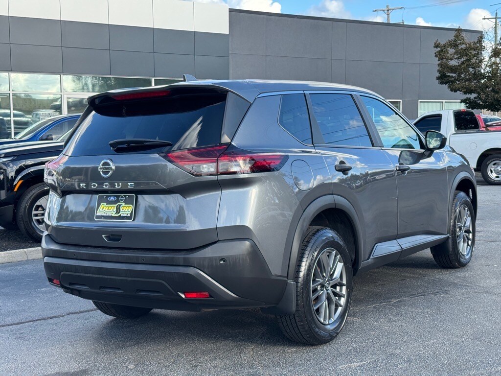 2021 Nissan Rogue S photo 3