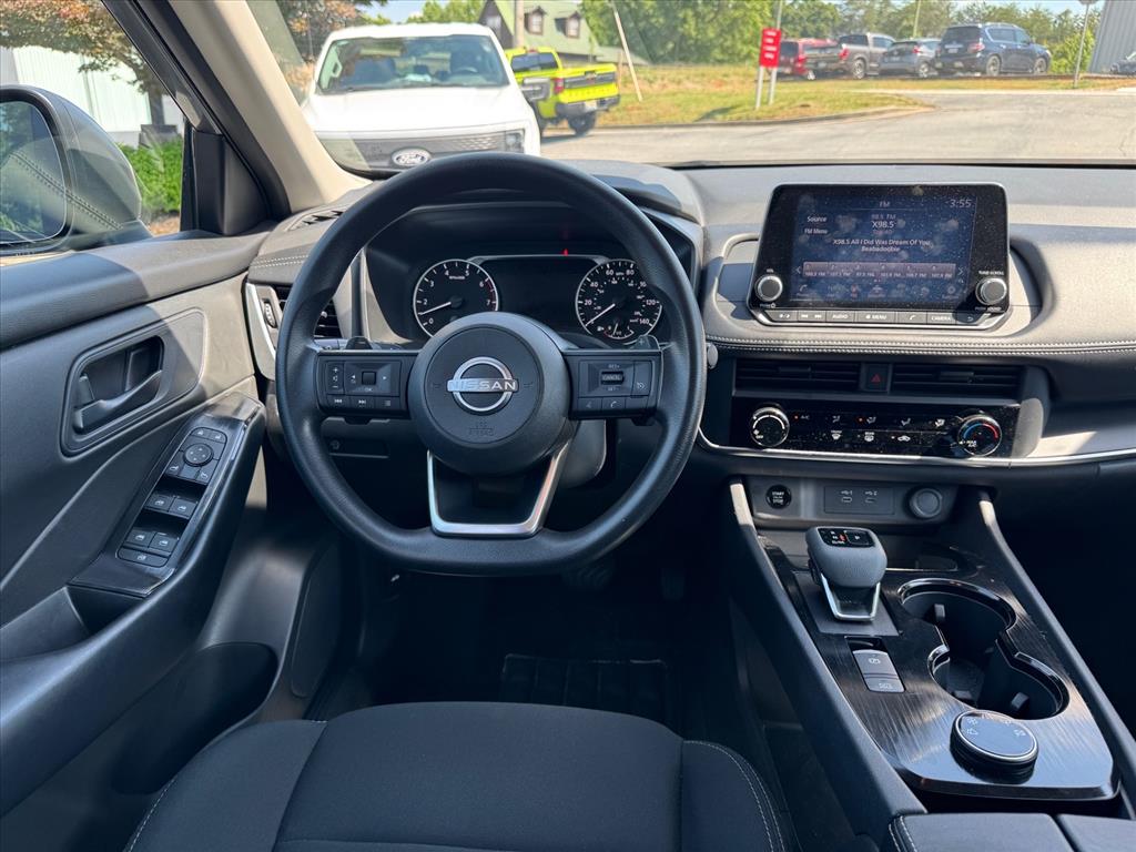 2024 Nissan Rogue S - Photo 12