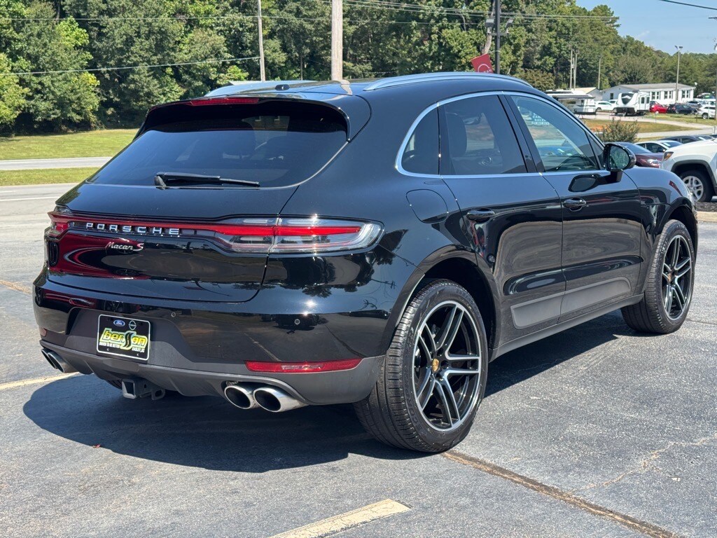 2021 Porsche Macan S photo 3