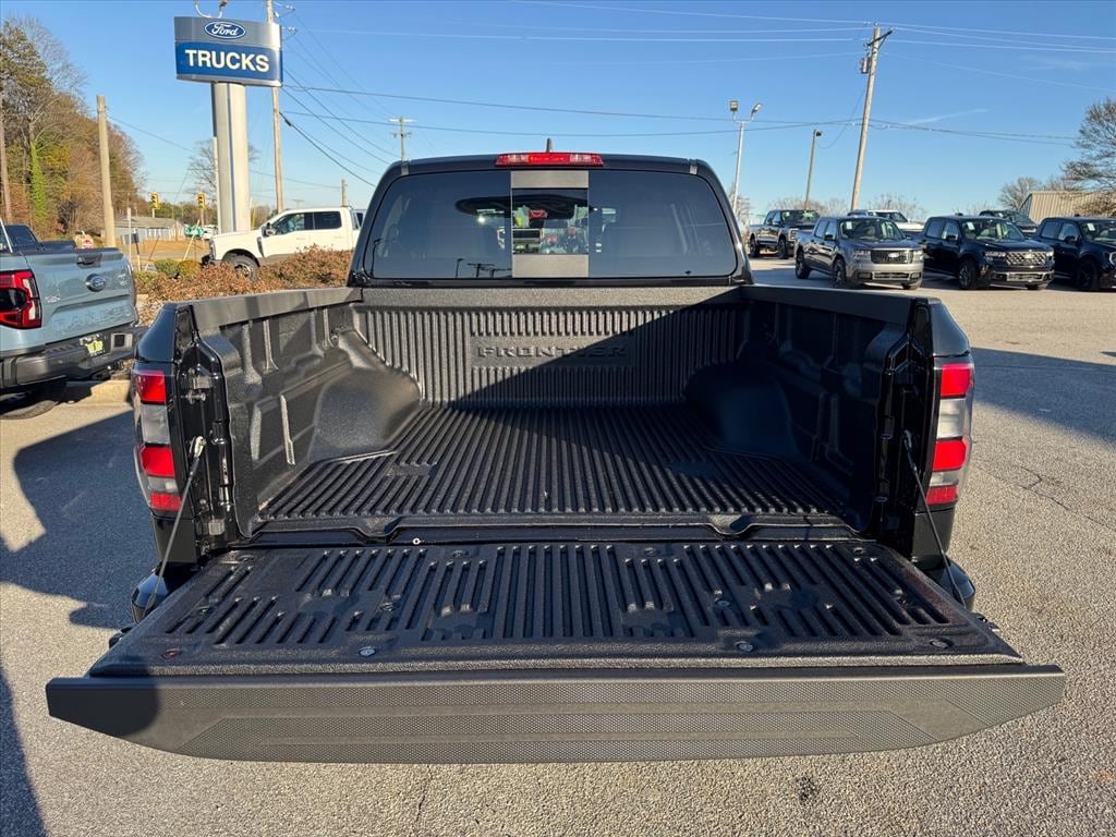2026 Nissan Frontier SV - Photo 10