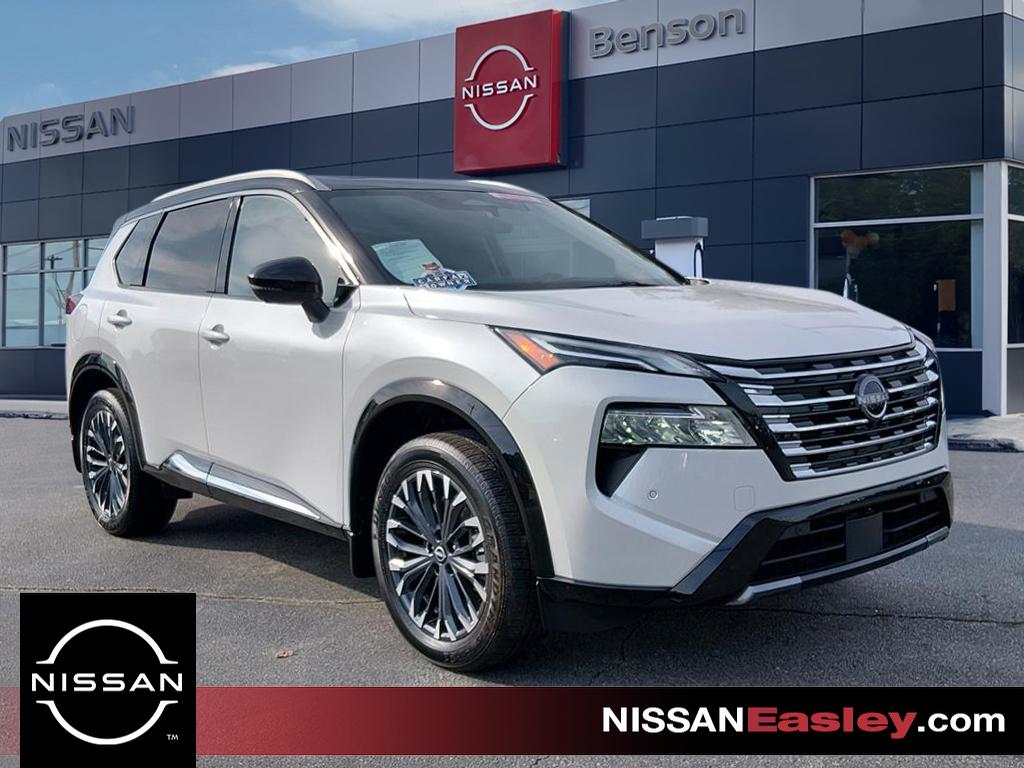 2025 Nissan Rogue Platinum FWD's photo