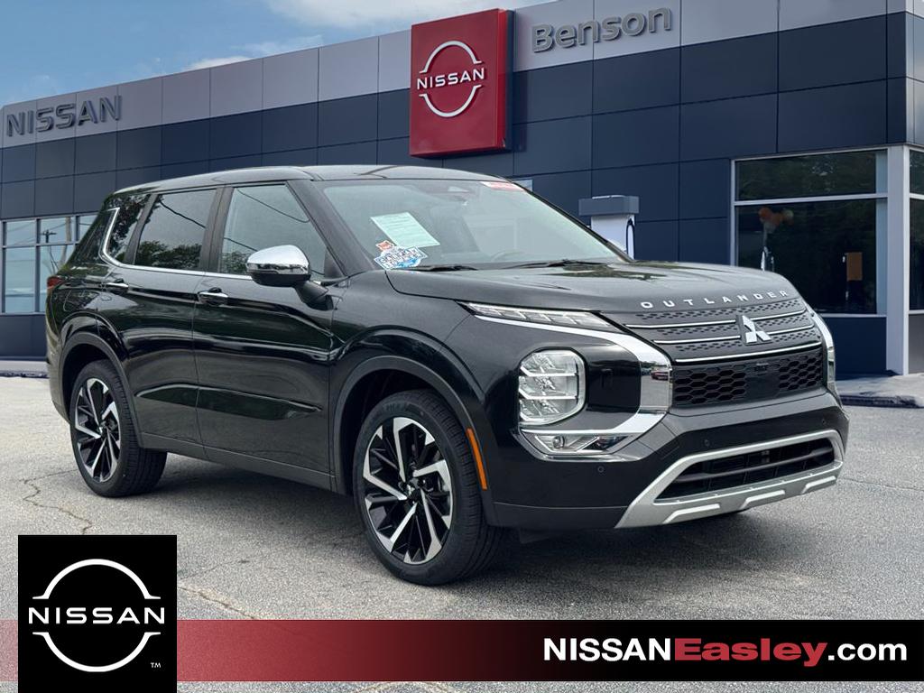 2023 Mitsubishi Outlander SE S-AWC's photo
