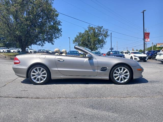 Used 2007 Mercedes-Benz SL-Class SL550 with VIN WDBSK71F87F125011 for sale in Easley, SC