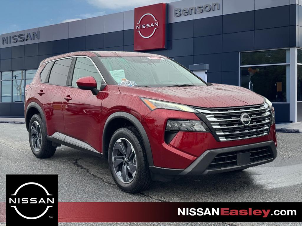 2025 Nissan Rogue SV's photo