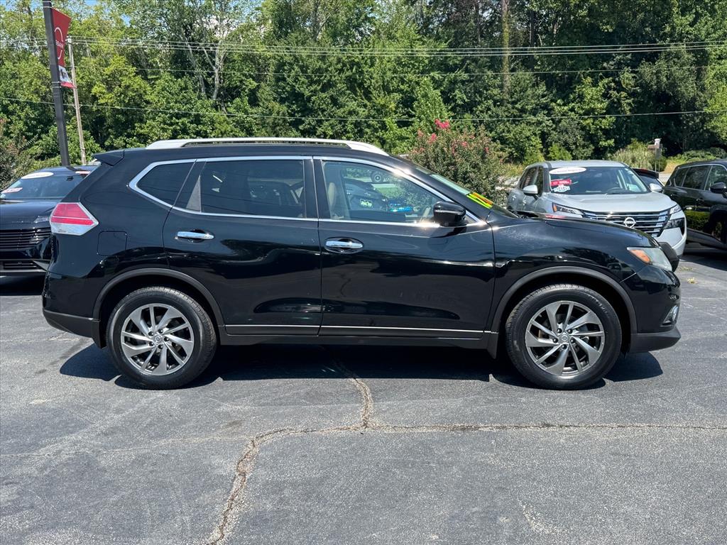 Used 2015 Nissan Rogue SL with VIN 5N1AT2MT1FC899160 for sale in Easley, SC