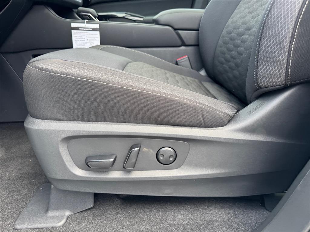 2026 Nissan Pathfinder SV - Photo 16