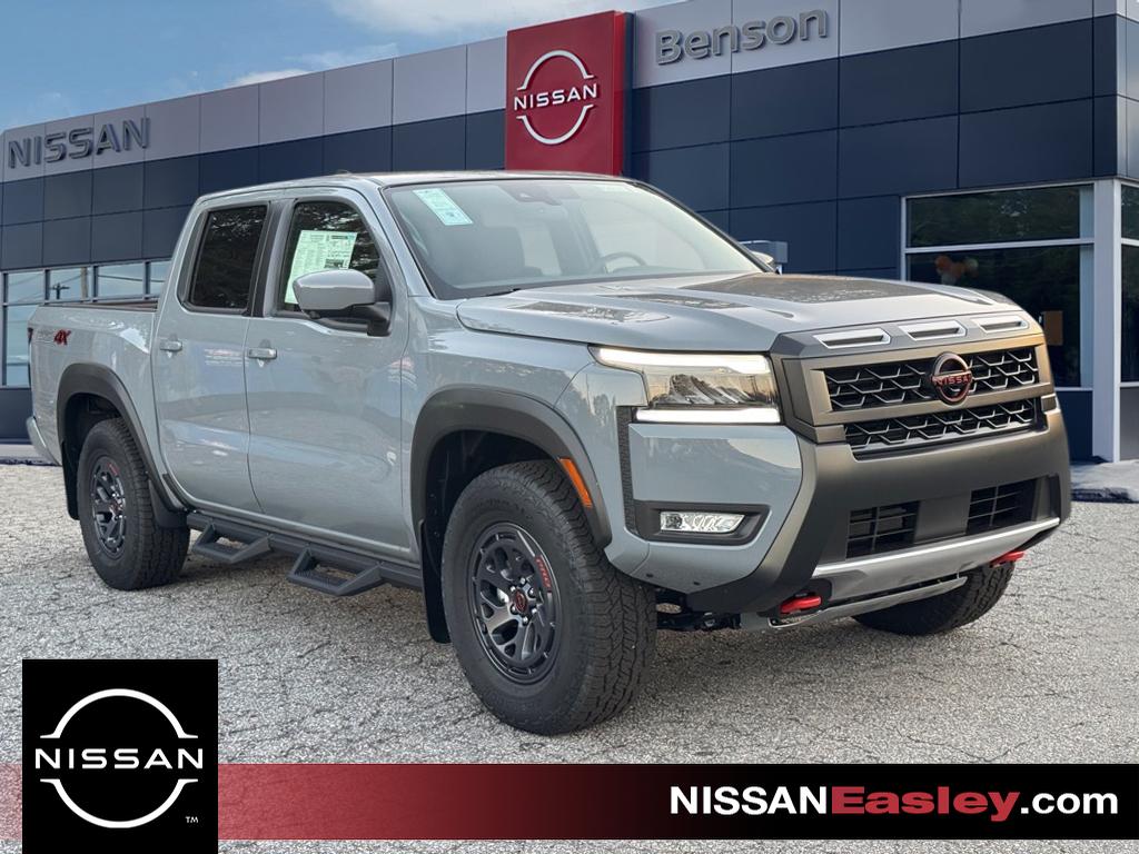 2026 Nissan Frontier PRO-4X's photo