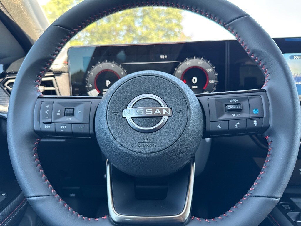 2025 Nissan Kicks SR - Photo 17
