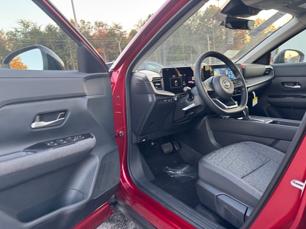 2026 Nissan KICKS SV - Photo 13