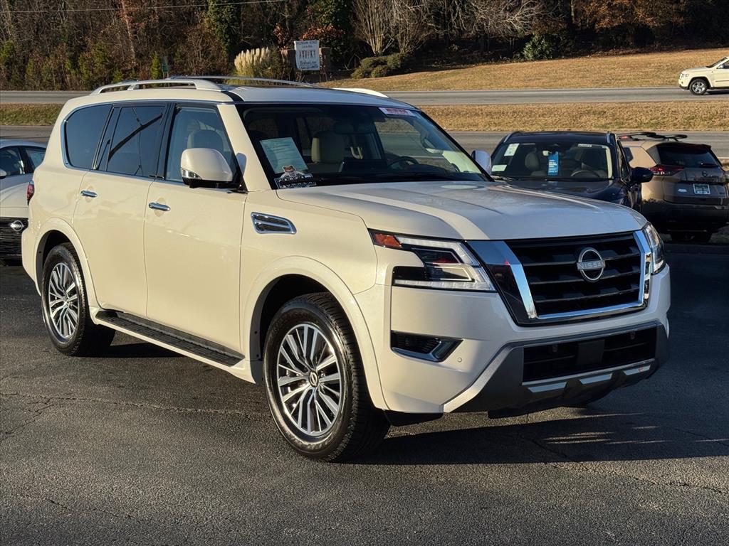 2024 Nissan Armada SL's photo