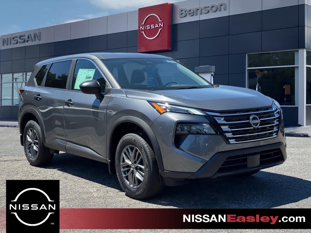 2026 Nissan Rogue S's photo