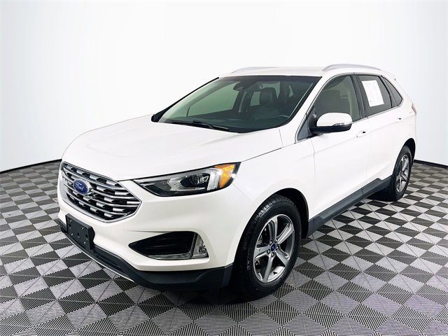 2020 Ford Edge SEL photo 3