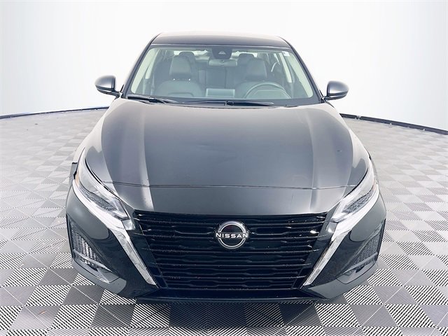 2025 Nissan Altima S photo 2