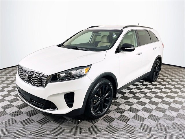 2020 Kia Sorento S photo 3