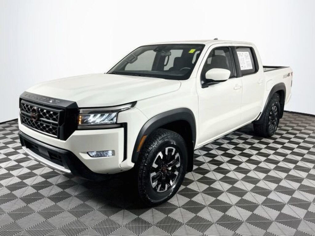 Used 2024 Nissan Frontier PRO-4X Truck Crew Cab