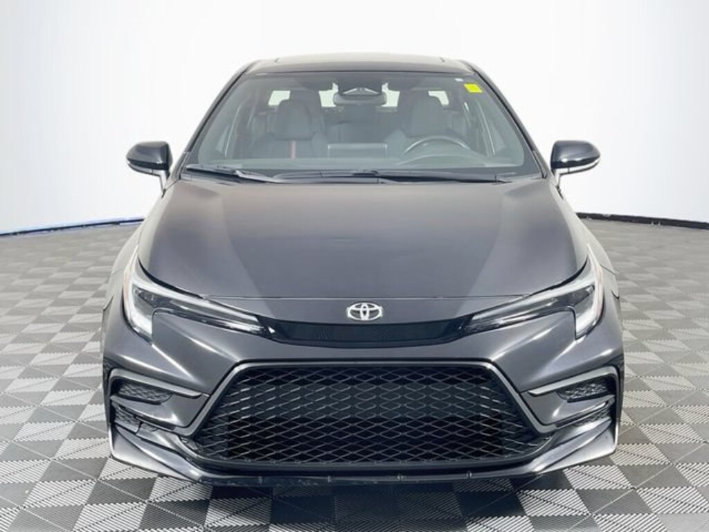 Used 2024 Toyota Corolla SE Sedan
