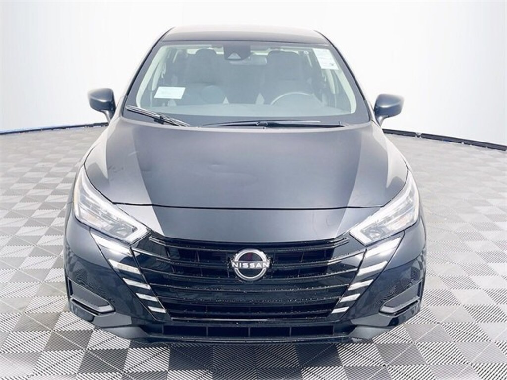 New 2025 Nissan Versa 1.6 S Sedan