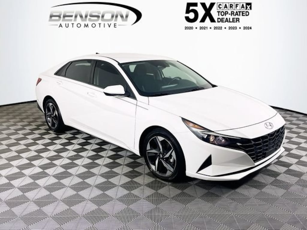 Used 2023 Hyundai Elantra SEL Sedan