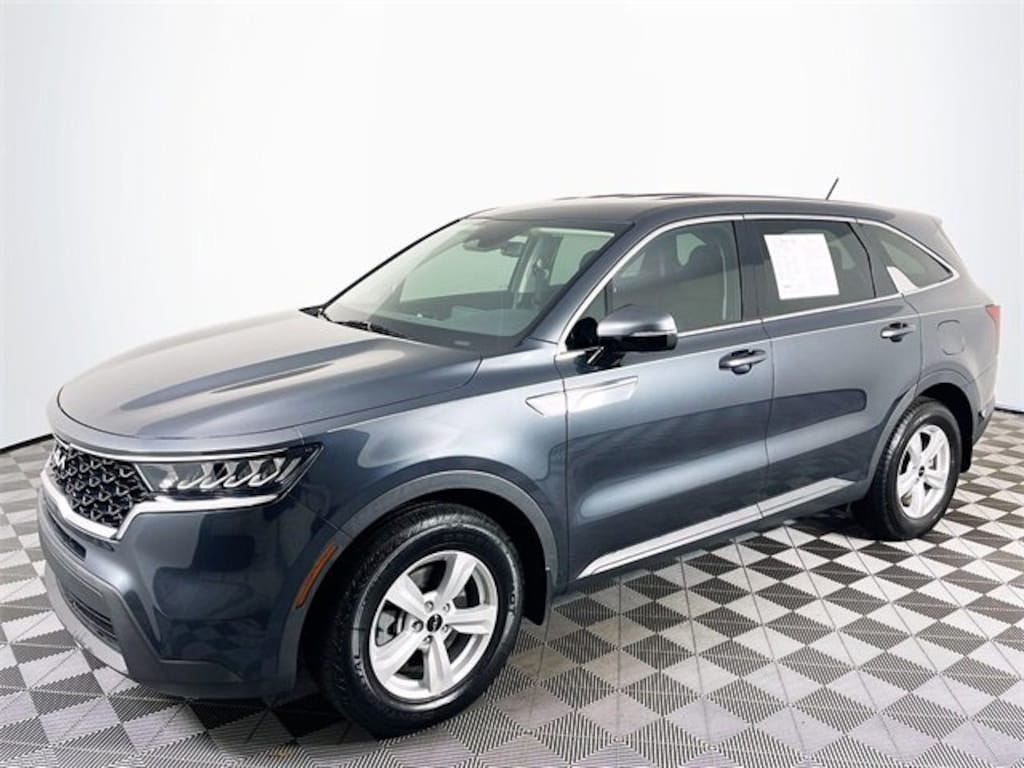Used 2023 Kia Sorento LX SUV