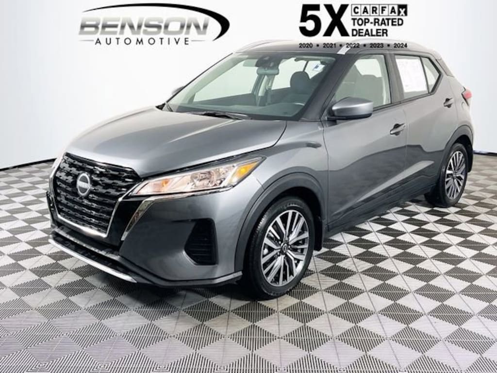 Used 2024 Nissan Kicks SV SUV