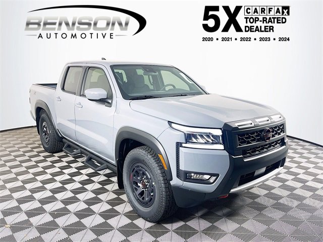 2025 Nissan Frontier PRO-X's photo