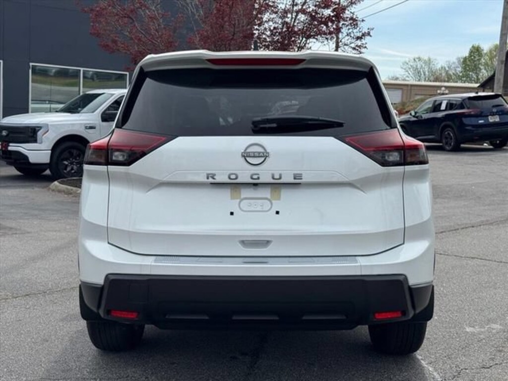 New 2026 Nissan Rogue SV SUV
