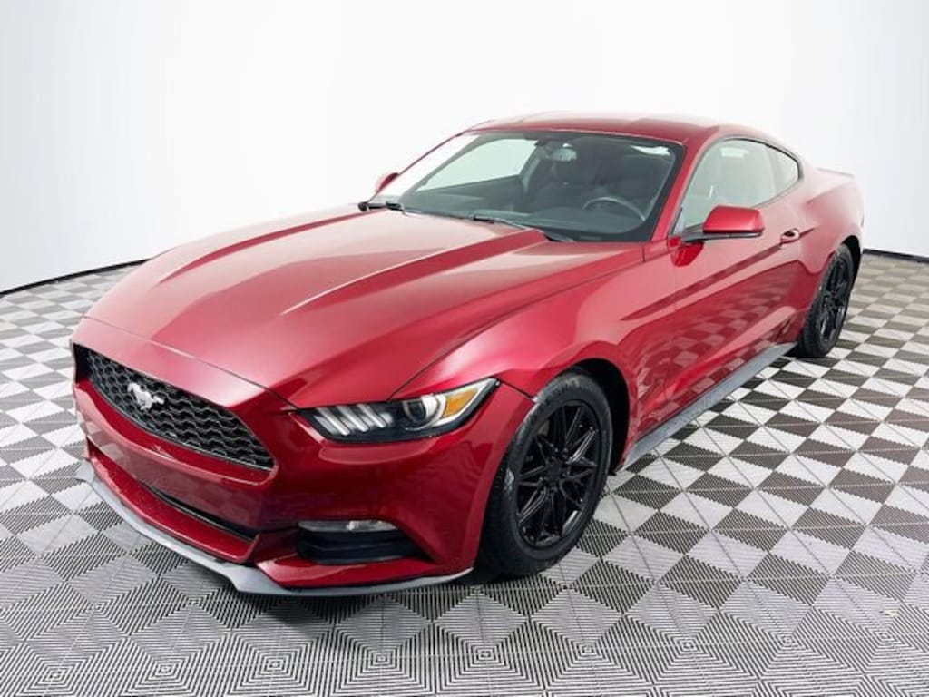 Used 2017 Ford Mustang V6 Coupe