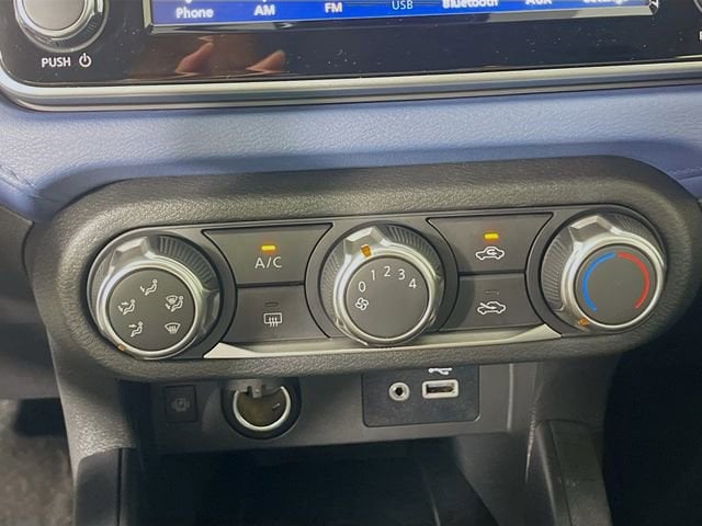 2025 Nissan Versa Sedan SV - Photo 11